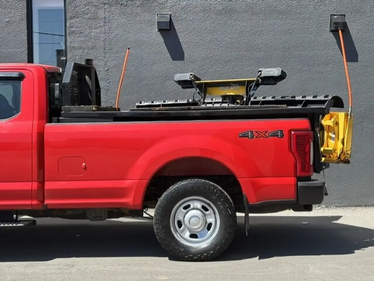 Ford F 350 снимка Ford F 350