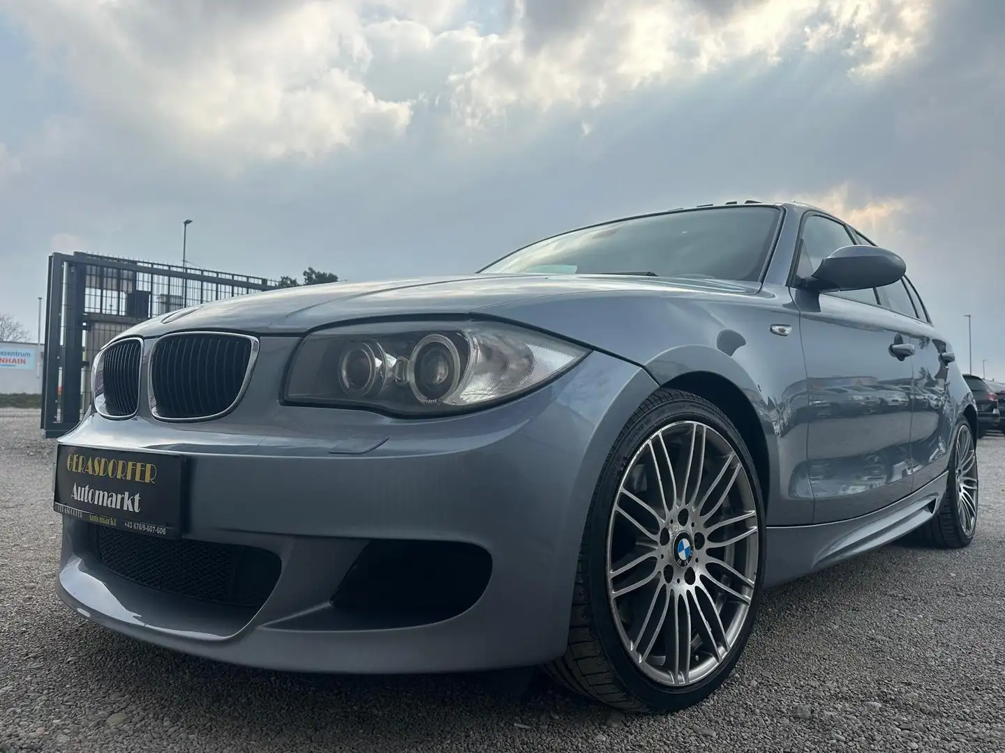 BMW 123 123d M-Performance Blau - 2