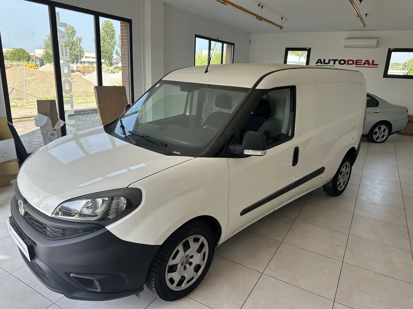 Fiat Doblo CARGO MAXI 1.6 105CV 3 POSTI PASSO LUNGO Bianco - 1