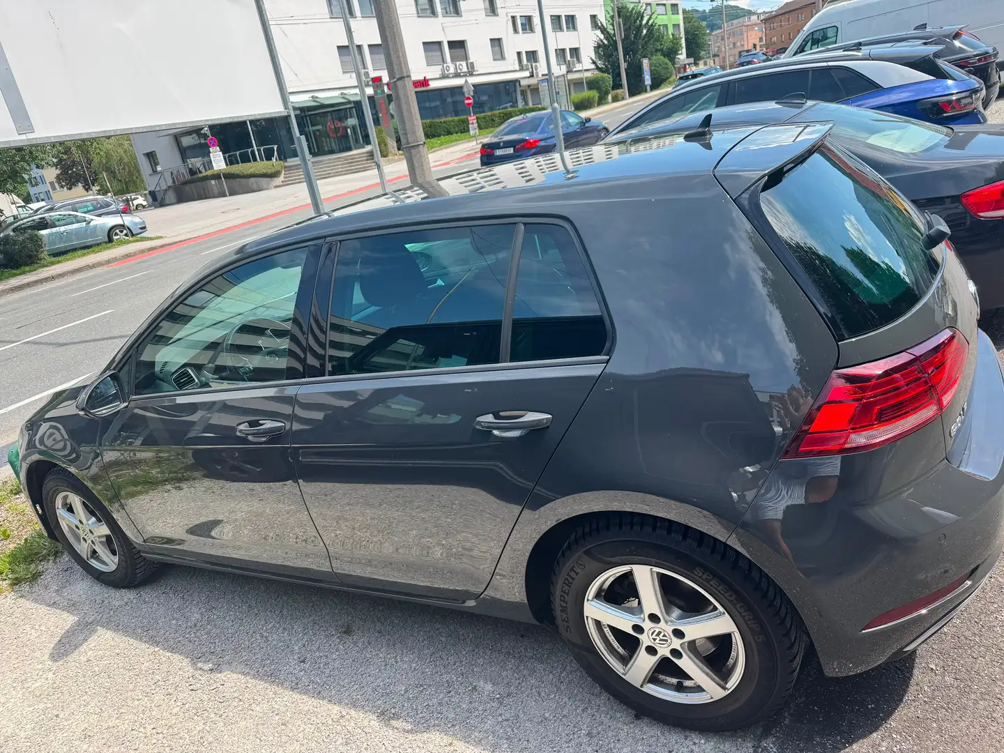 Volkswagen Golf Golf Comfortline 1,6 TDI Comfortline Grau - 2