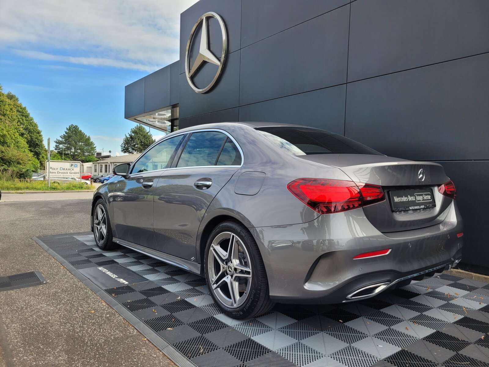Mercedes-Benz A 250