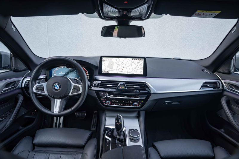 BMW 545 e xDrive M-SPORT/LASER/OPENDAK/HUD/H&K/360°/ACC/AMBIENTE/19" — photo 11
