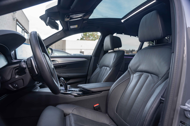 BMW 545 e xDrive M-SPORT/LASER/OPENDAK/HUD/H&K/360°/ACC/AMBIENTE/19" — photo 14