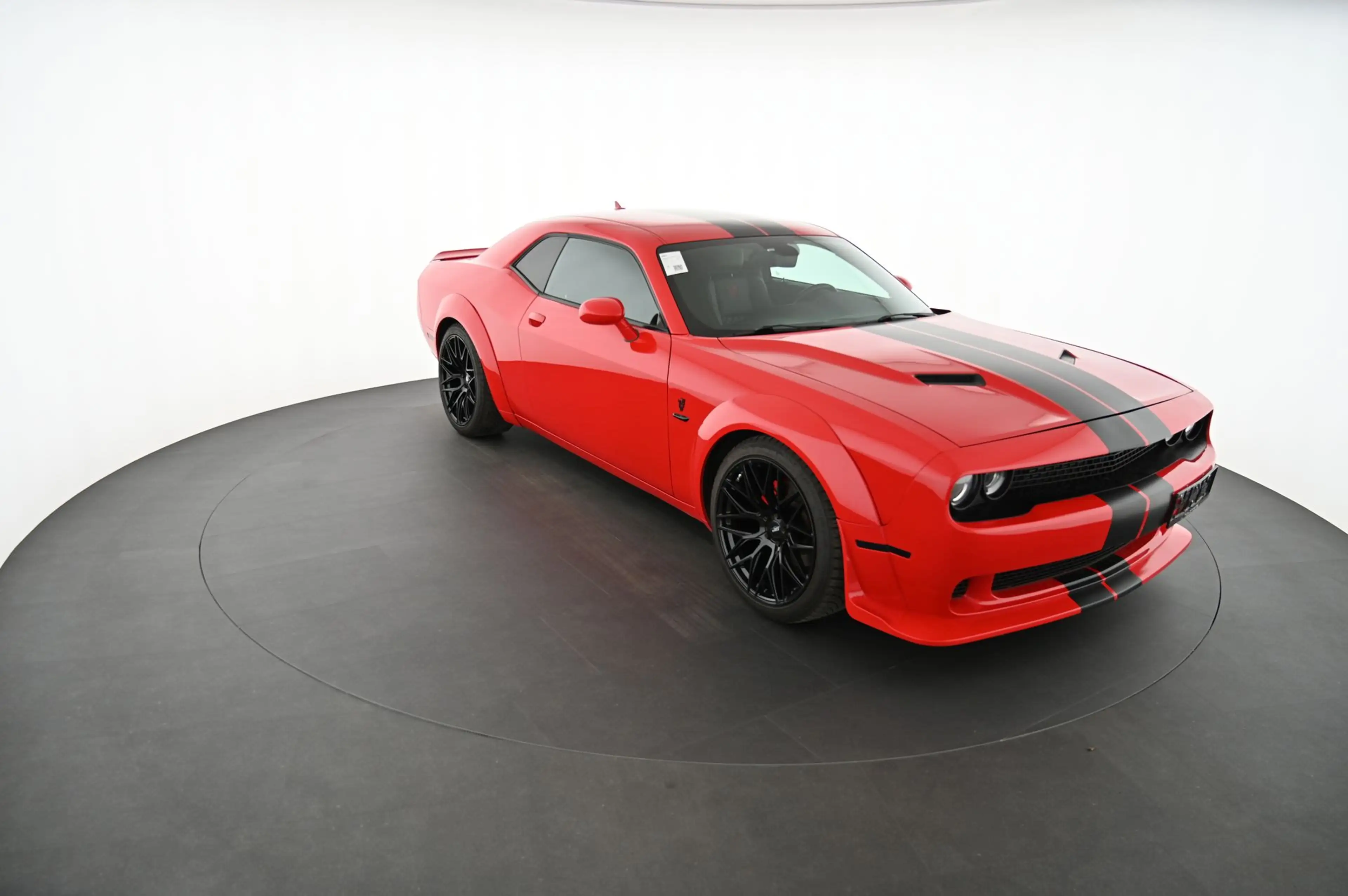 Dodge Challenger SXT 3,6 V6 Widebody EXP € 30.480,- — photo 10