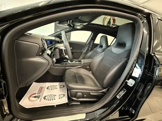 Mercedes-Benz A Class view 13