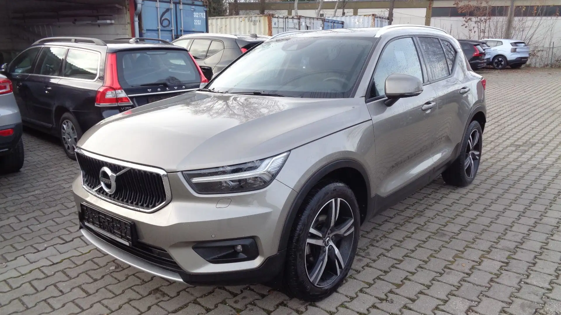 Volvo XC40 Momentum Pro*ACC*PIXEL-LED*BLIS*WI-PAKET Gris - 1