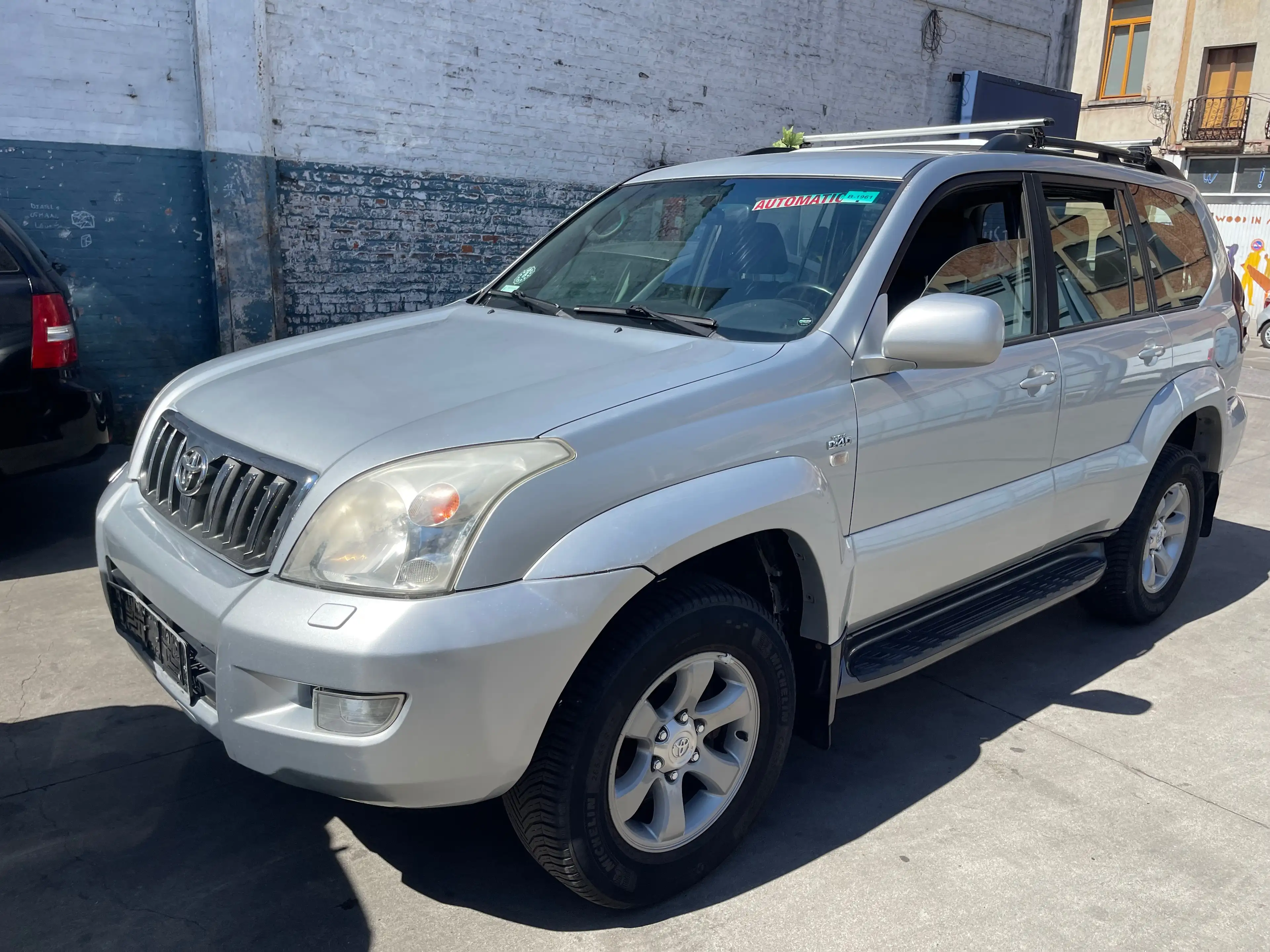 Toyota Land Cruiser 3.0 Turbo D-4D VIP — photo 11