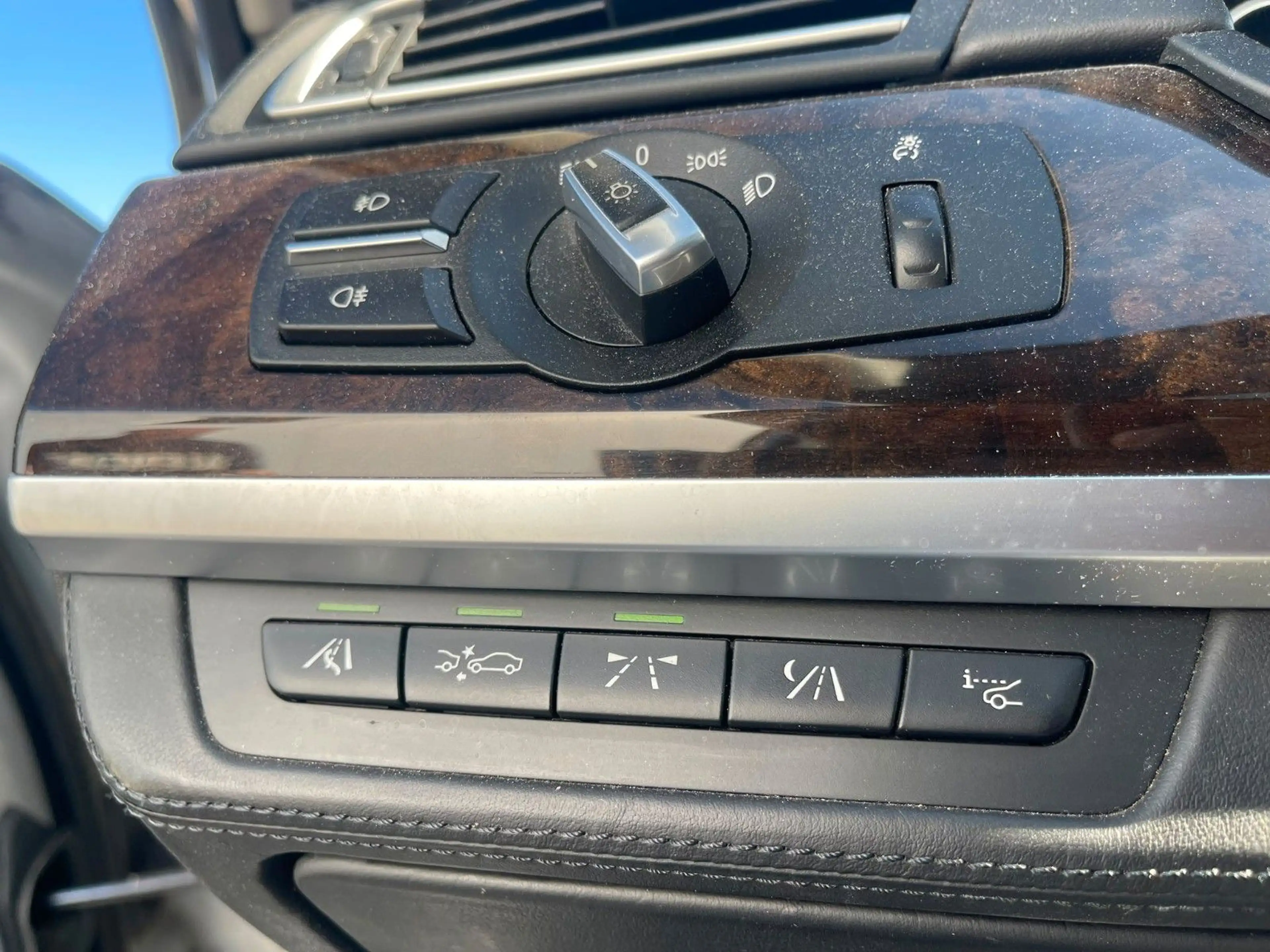 BMW 760 i VOLL HUD-UP Schiebedach 2 Hand — photo 11