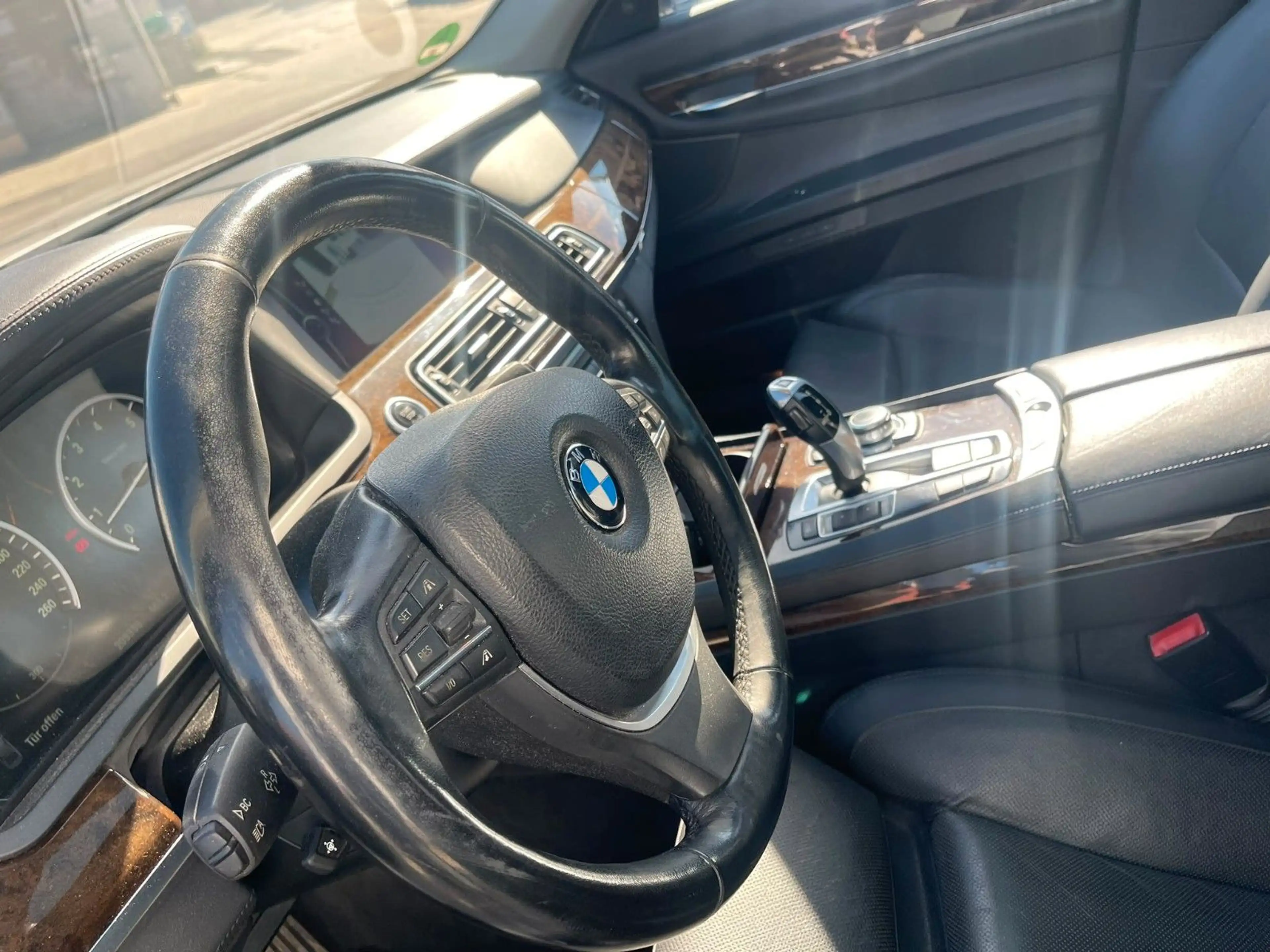 BMW 760 i VOLL HUD-UP Schiebedach 2 Hand — photo 10