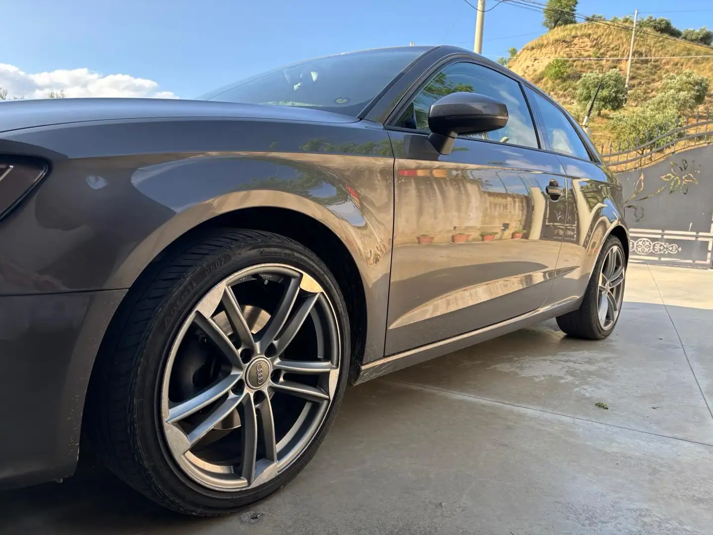 Audi A3 1.6 tdi Ambition - 2