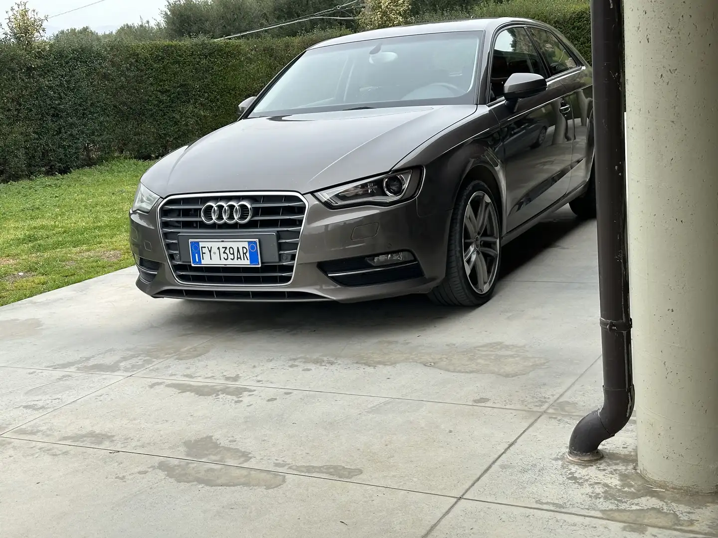 Audi A3 1.6 tdi Ambition - 1
