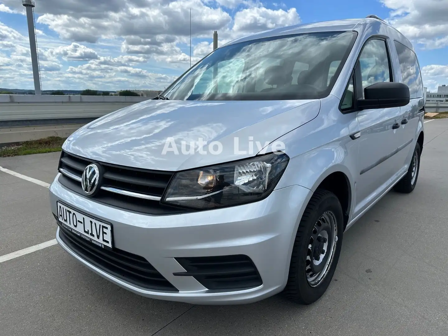 Volkswagen Caddy 2.0 TDI Kombi BMT*2X SCHIEBETÜR*NAVI*PDC* Plateado - 1