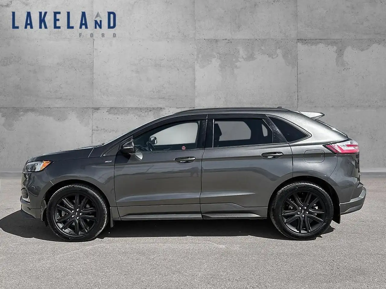 Ford Edge photo Ford Edge
