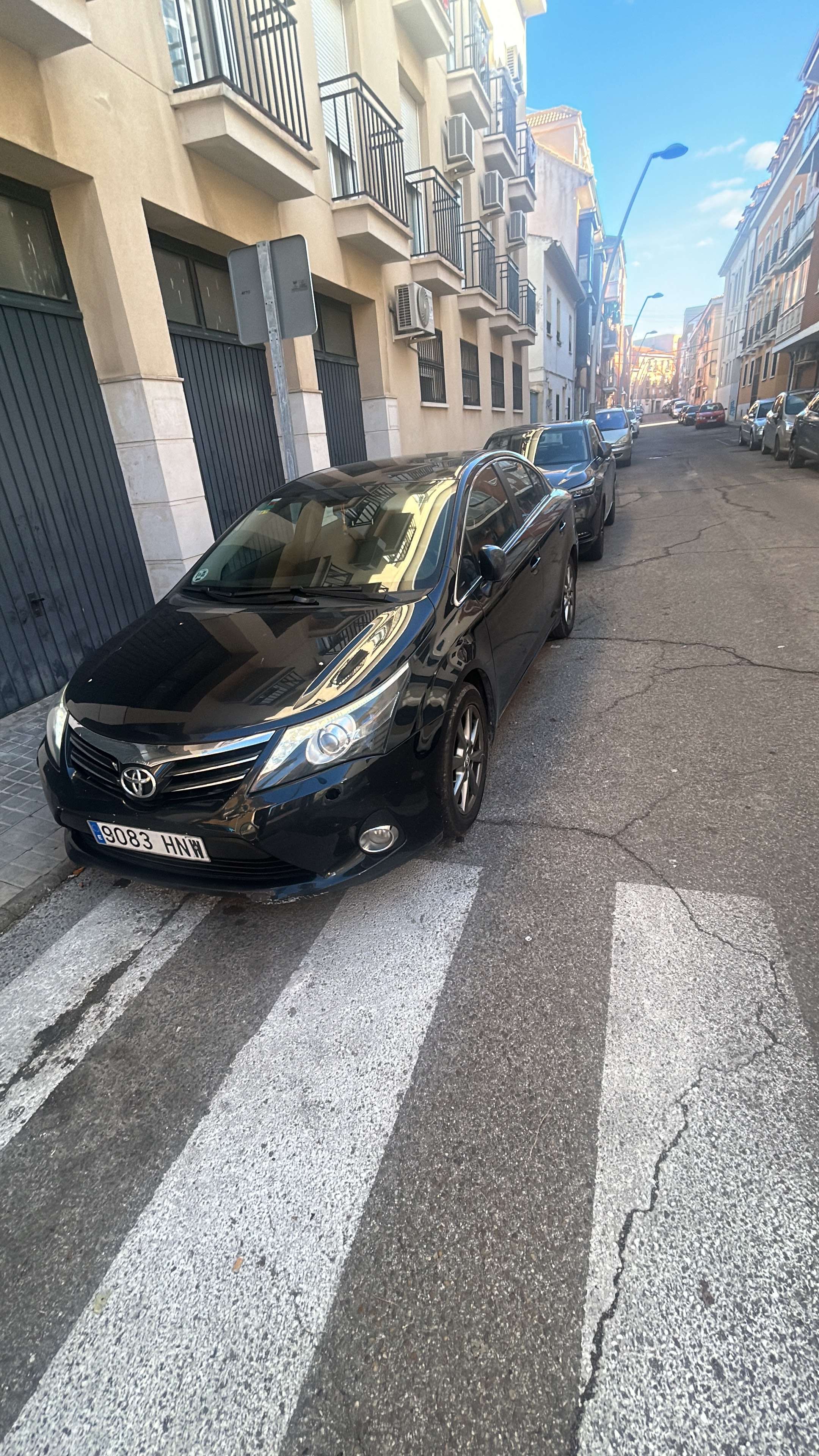Toyota Avensis Wagon 2.2D-4D Executive - foto 1