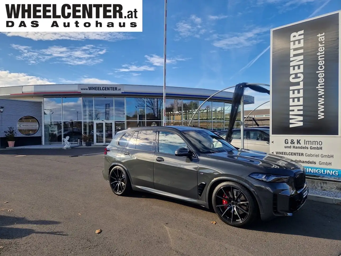 BMW X5 50 e xDrive * M-SPORT * 22" RÄDER * AHK Grau - 1