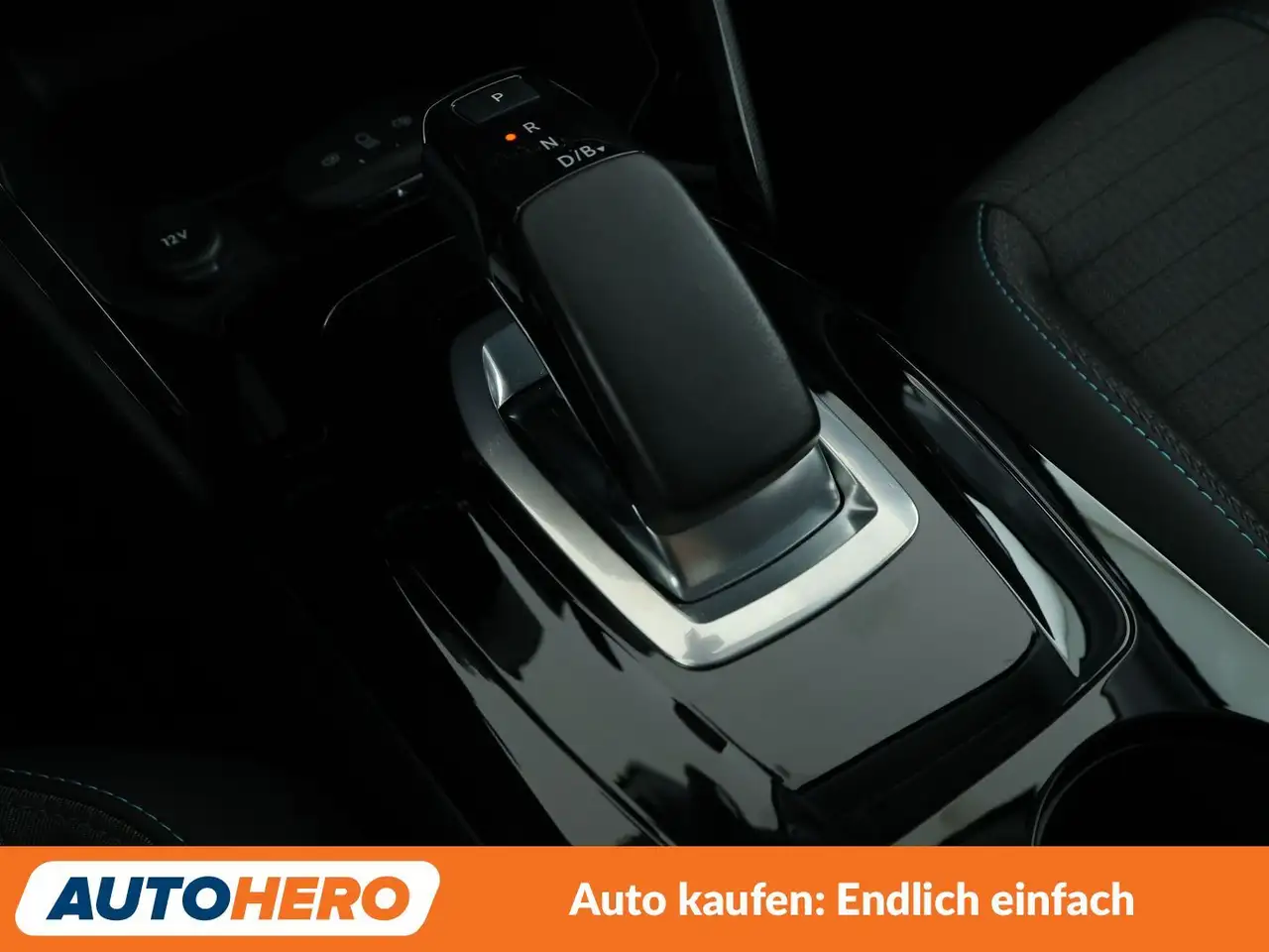 Peugeot E-208 electric drive 100 kW Allure Pack, миниатюра 24