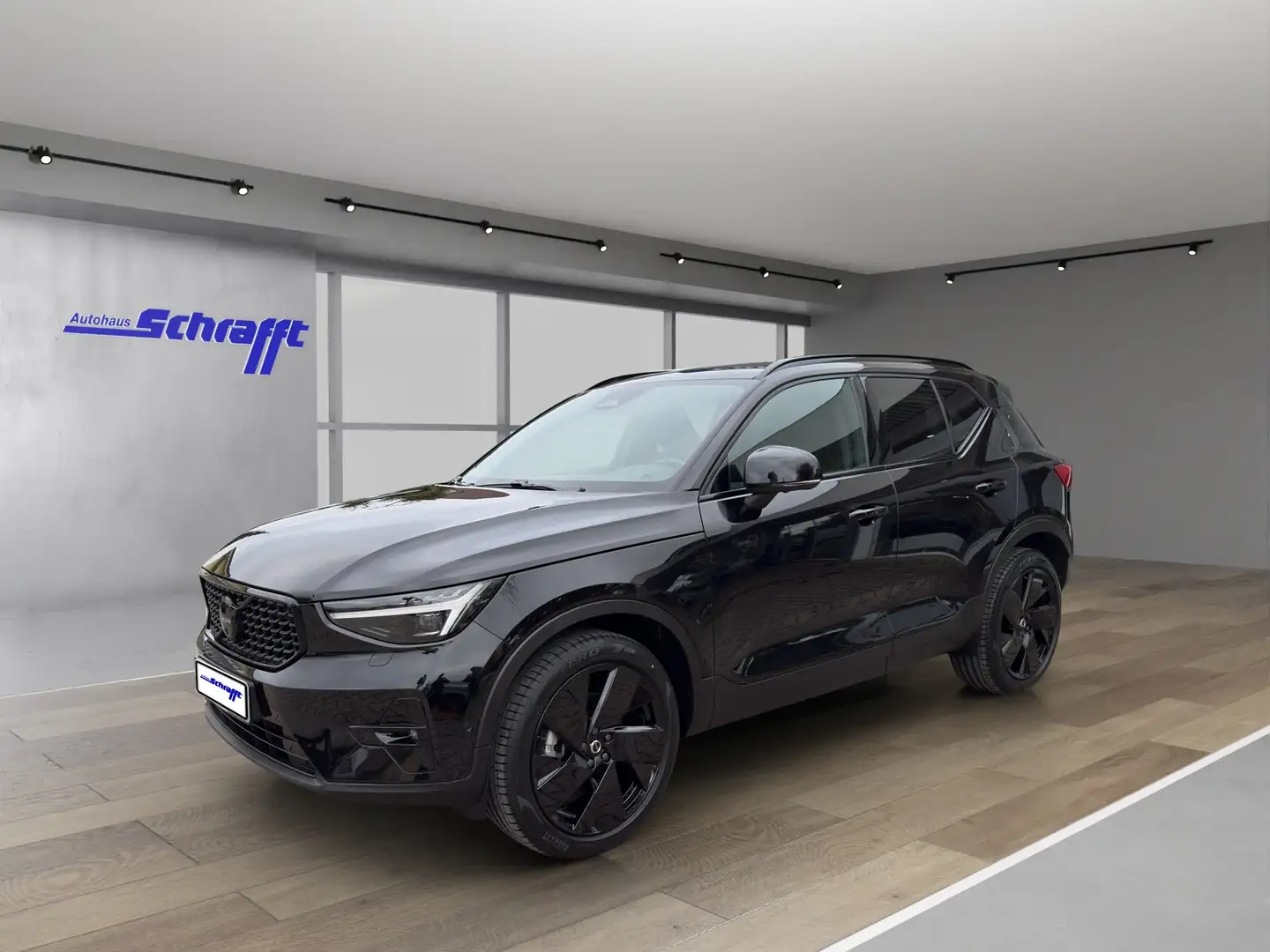 Volvo XC40 Ultra Black Edition B3 Mild Hybrid 2WD Schwarz - 1