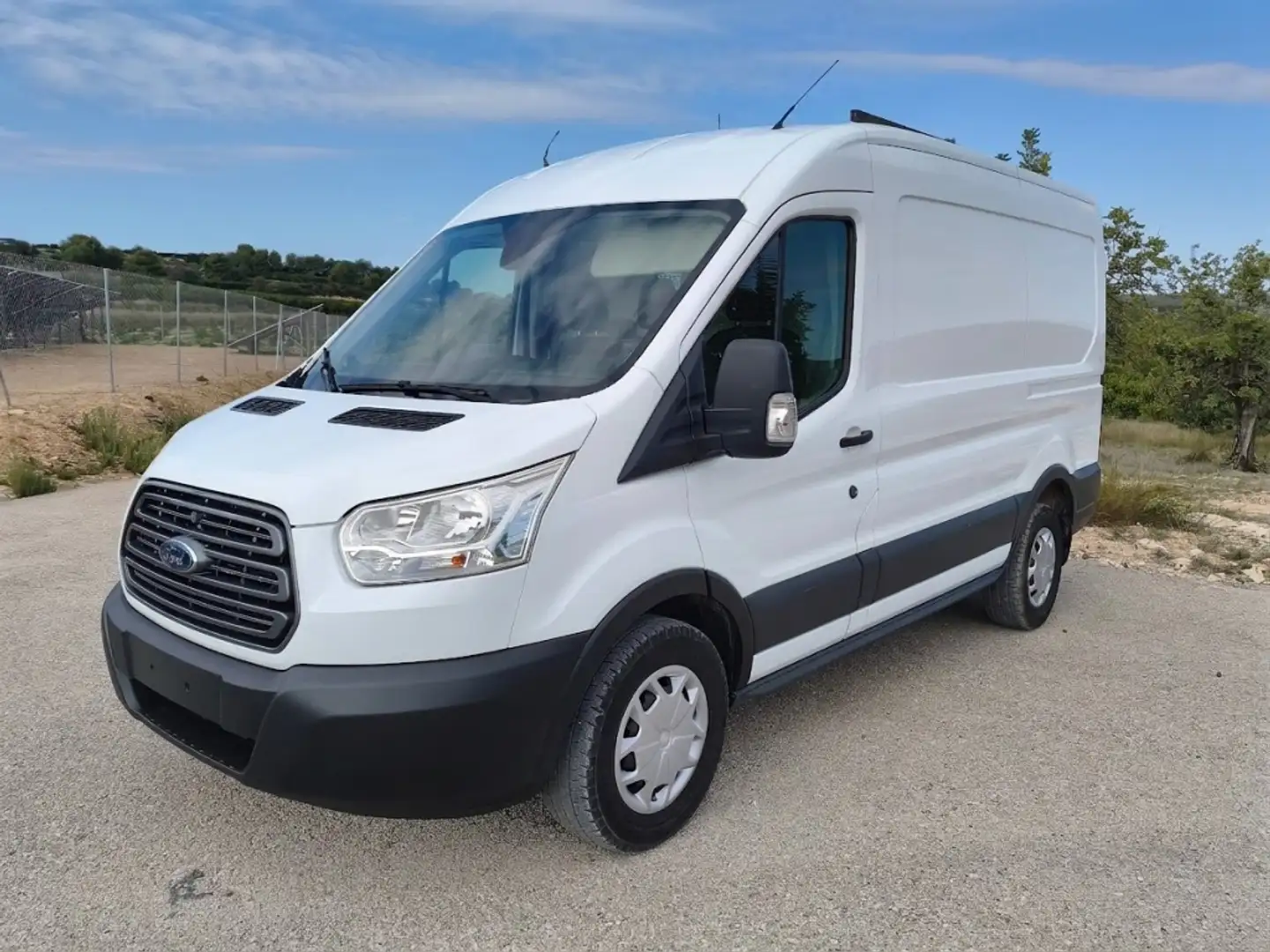 Ford Transit FT 350 L2 Chasis Ambiente 170 Blanco - 2