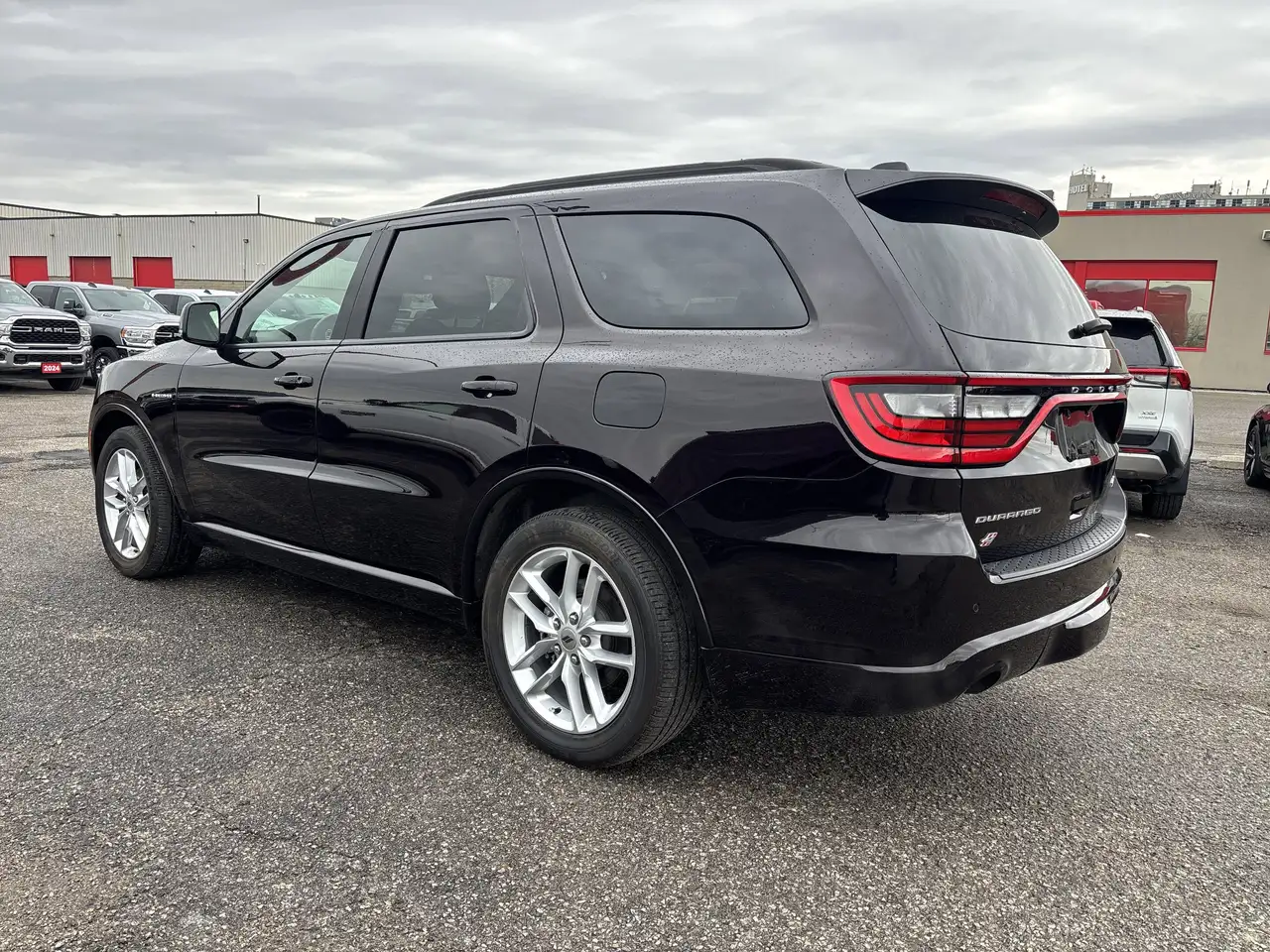 Dodge Durango снимка Dodge Durango