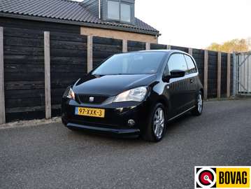 1.0 Style Sport NL-auto, airco, elek. ramen