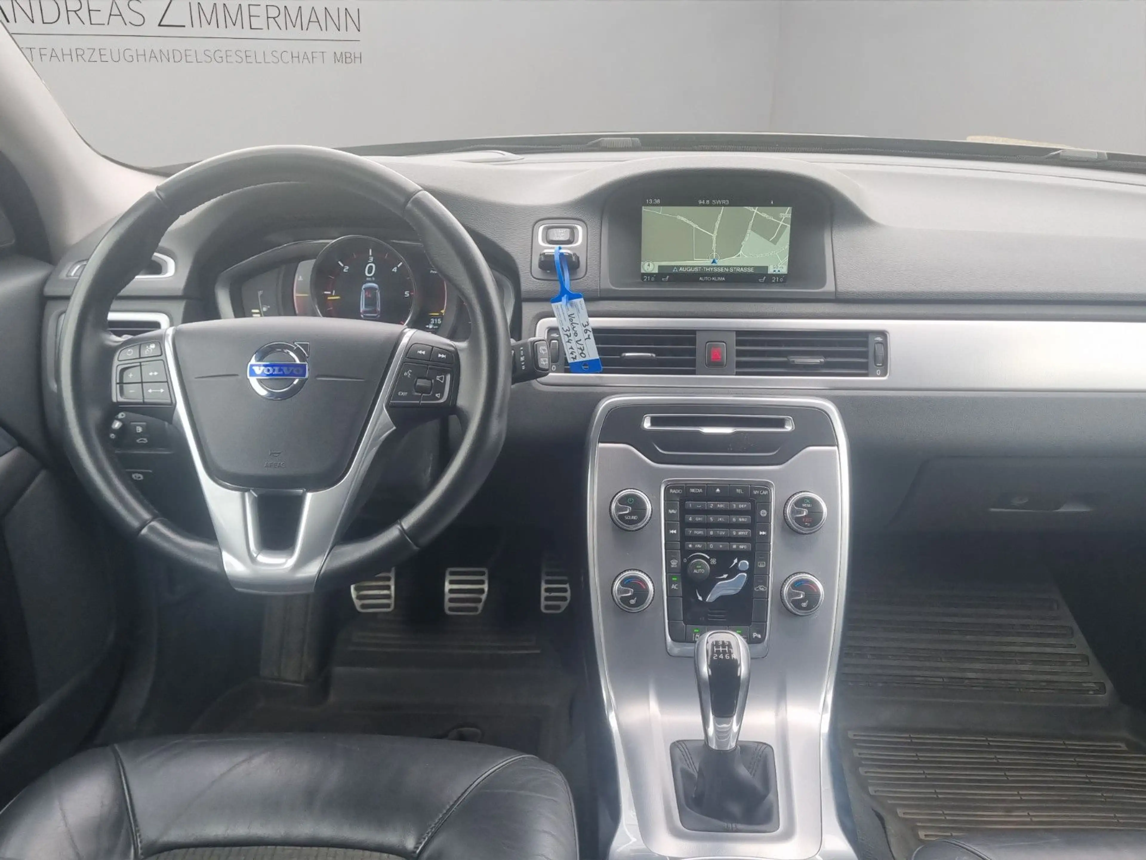 Volvo V70 D4 Momentum TOP-AUSSTATTUNG — photo 10