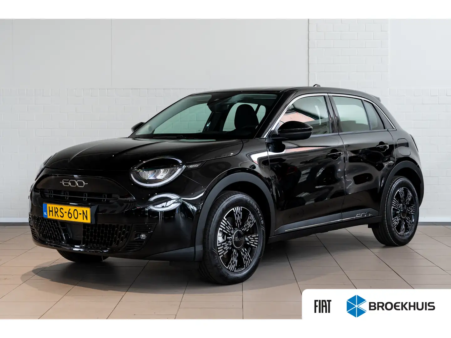 Fiat 600 1.2 Turbo 110 PK Automaat Hybrid Urban | Parkeerse Zwart - 1