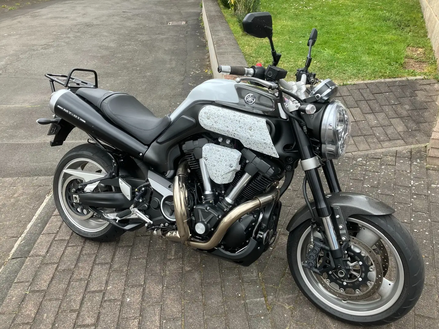 Yamaha MT-01 Zahnriemenantrieb Blanco - 1
