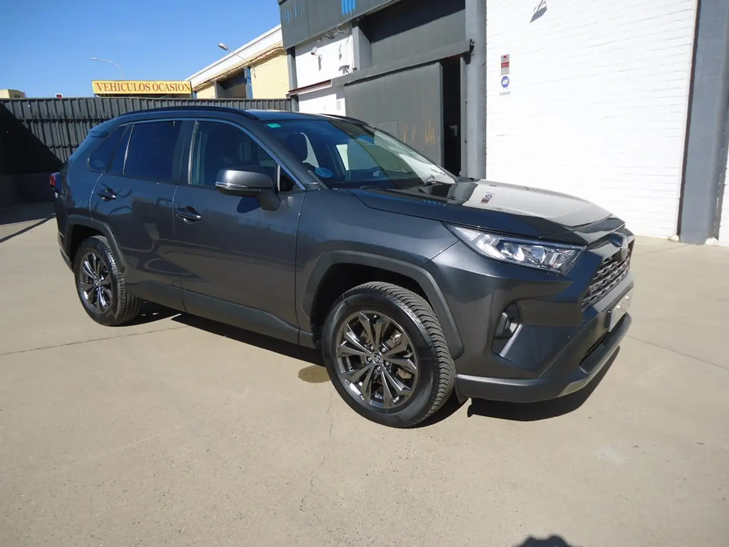 Toyota RAV4 2.5 hybrid 2WD Advance Gris - 2