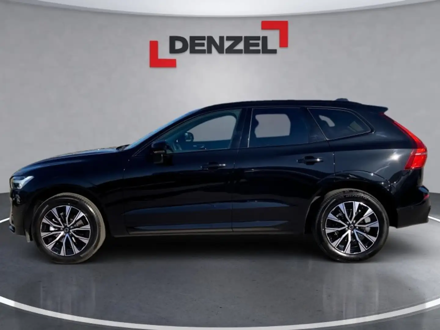Volvo XC60 Plus, B5 Mild Hybrid, Benzin, Dark Schwarz - 2