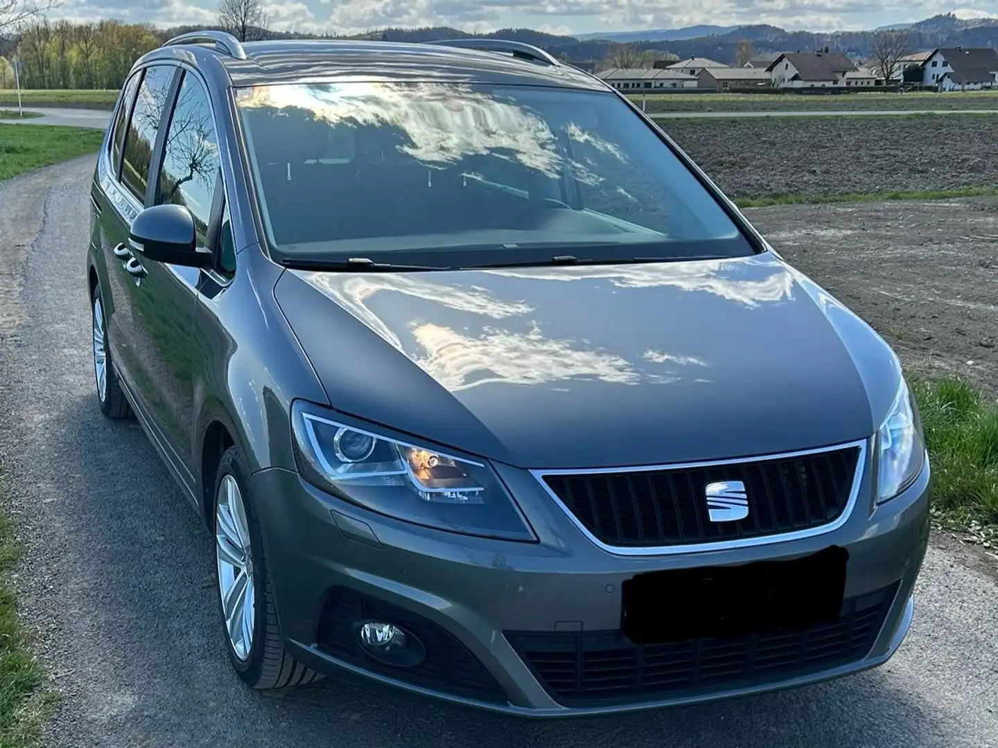 SEAT Alhambra Alhambra GT 2,0 TDI CR 4WD GT Grau - 1
