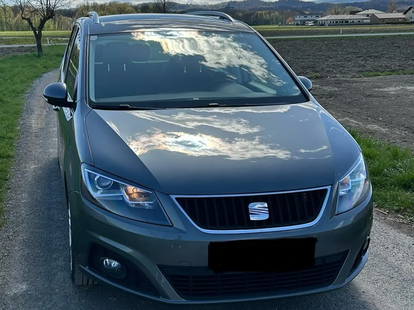 SEAT Alhambra Alhambra GT 2,0 TDI CR 4WD GT Grau - 2