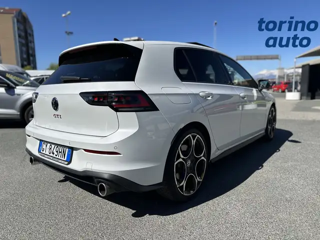 Volkswagen Golf view 7