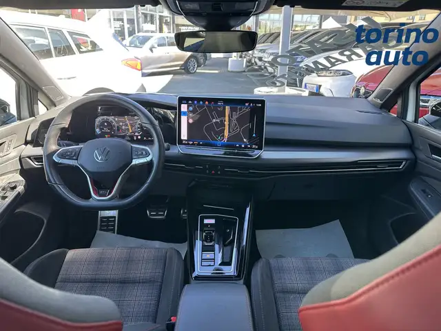 Volkswagen Golf view 14