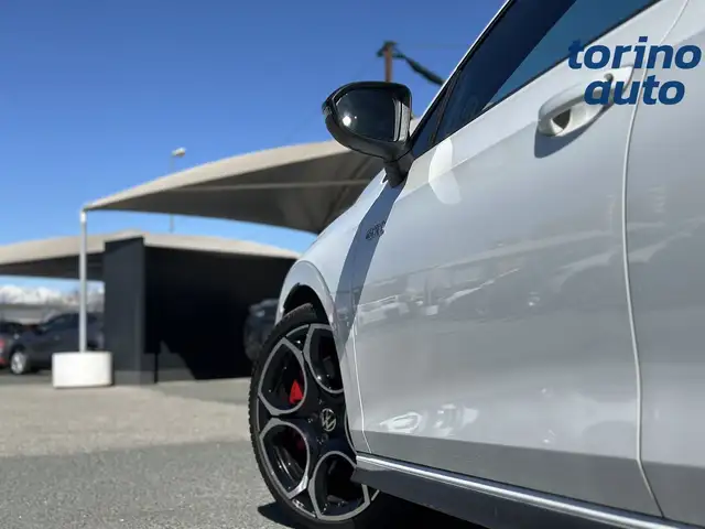 Volkswagen Golf view 10