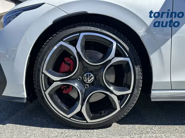 Volkswagen Golf view 9