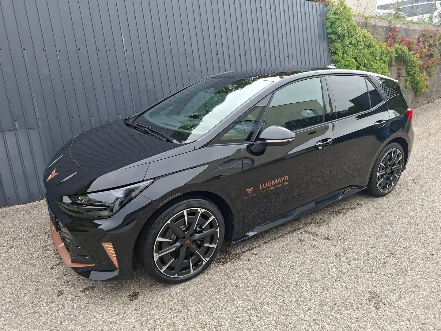 CUPRA Born PLUS 58/61 140kW/190PS Schwarz - 1
