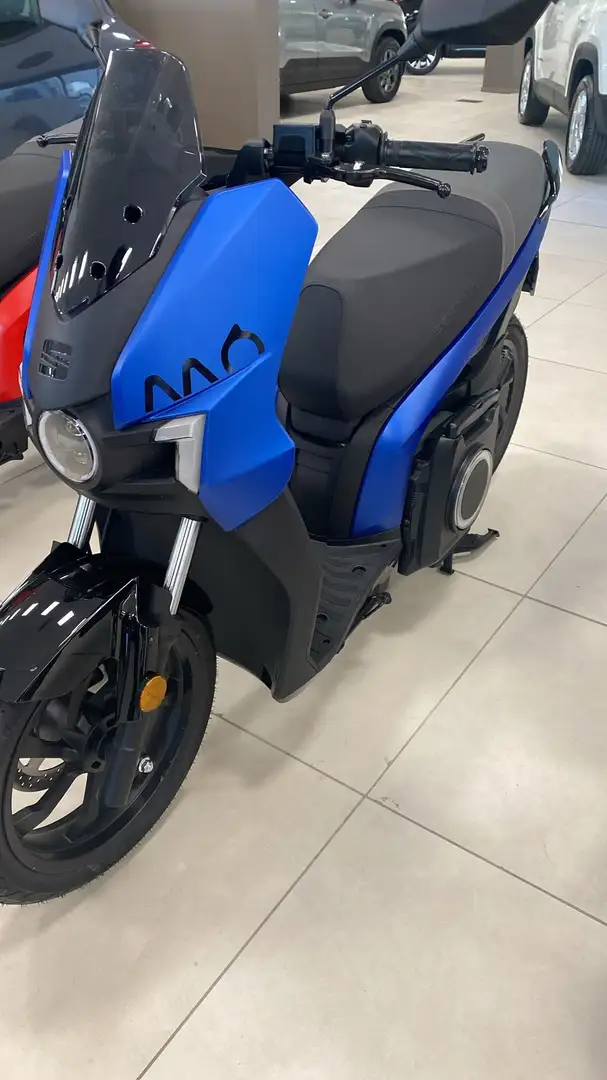 SEAT MO eScooter 125 R9kW VARI COLORI DISPONIBILI NUOVO Nero - 1