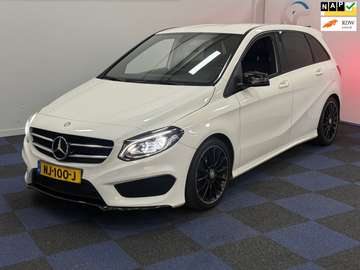 Business / NAVI-MULTIEMEDIA / NETTE AUTO / RIJDT S