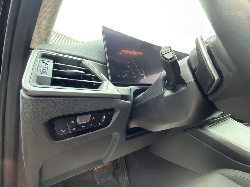 BMW 318 d Facelift AUTOMATIK|TEMPOMAT|SHZ|NAVI|LED — photo 8