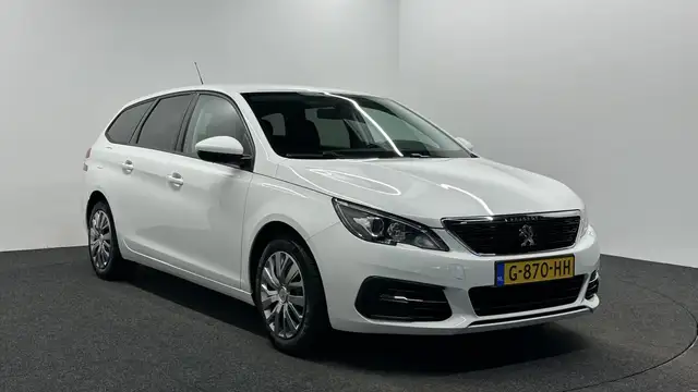 Peugeot 308 view 8