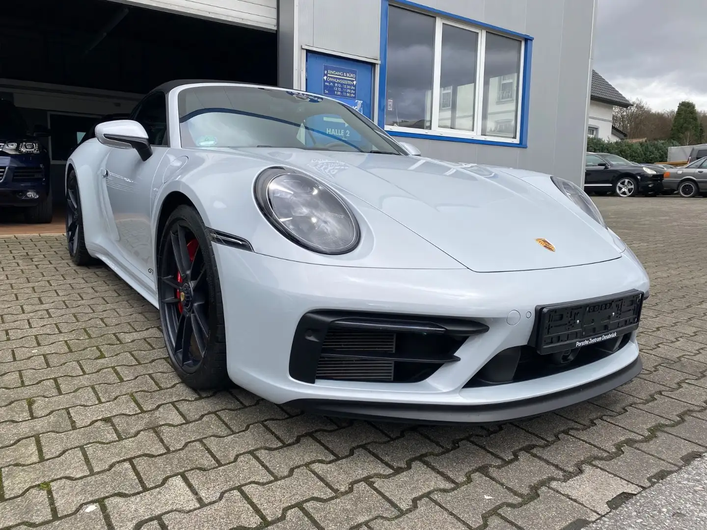 Porsche 992 Carrera 4 GTS Cabriolet*VOLL*CARBON*APPROVED Grijs - 2