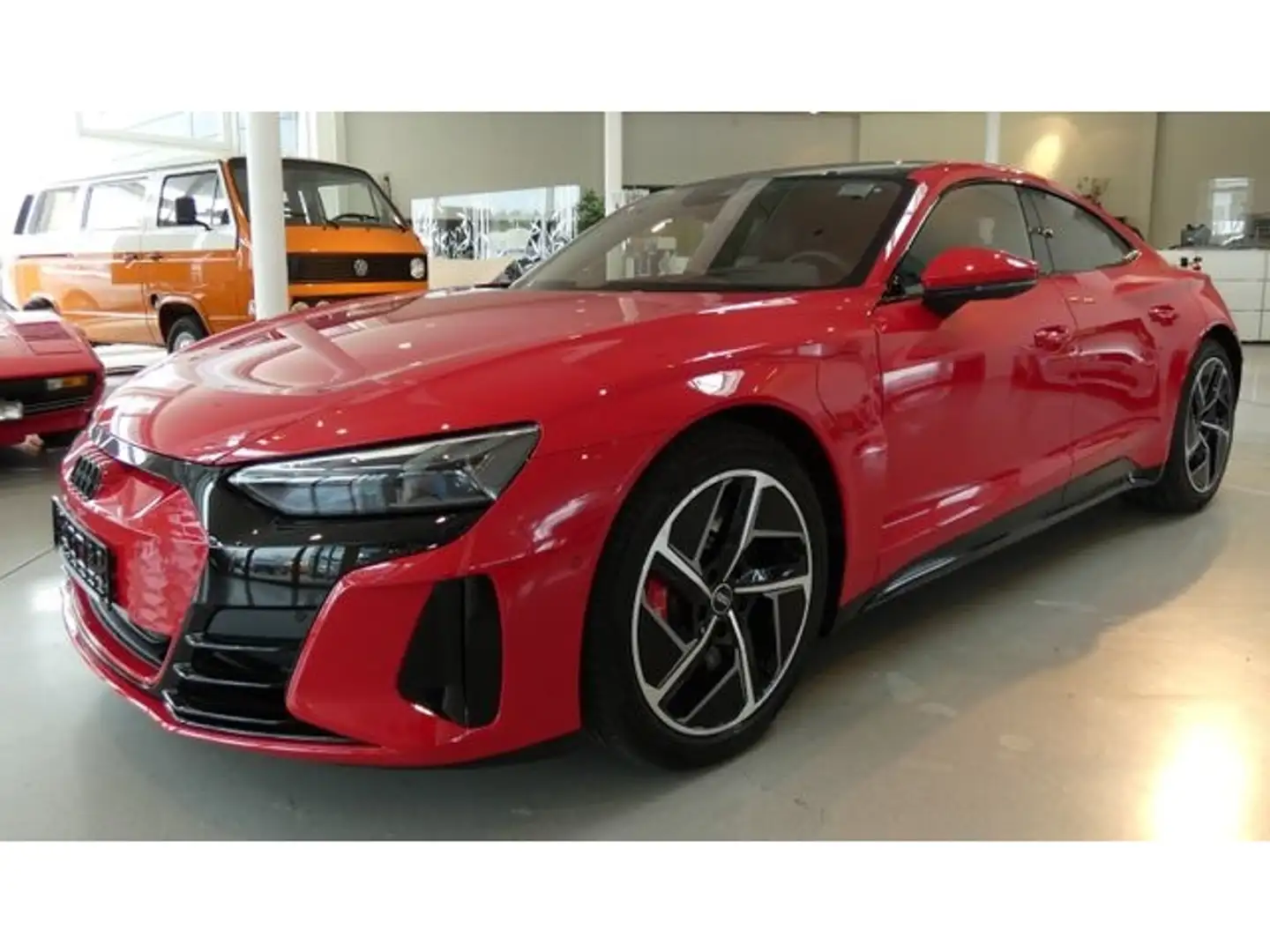 Audi e-tron GT Quattro Panorama Navi Kamera Червоний - 1
