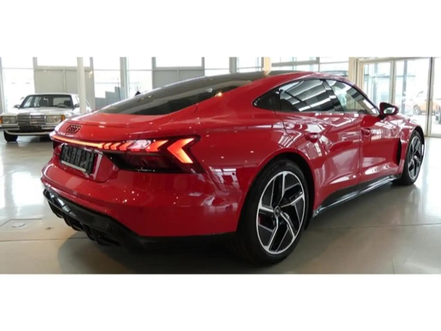 Audi e-tron GT Quattro Panorama Navi Kamera Rot - 2