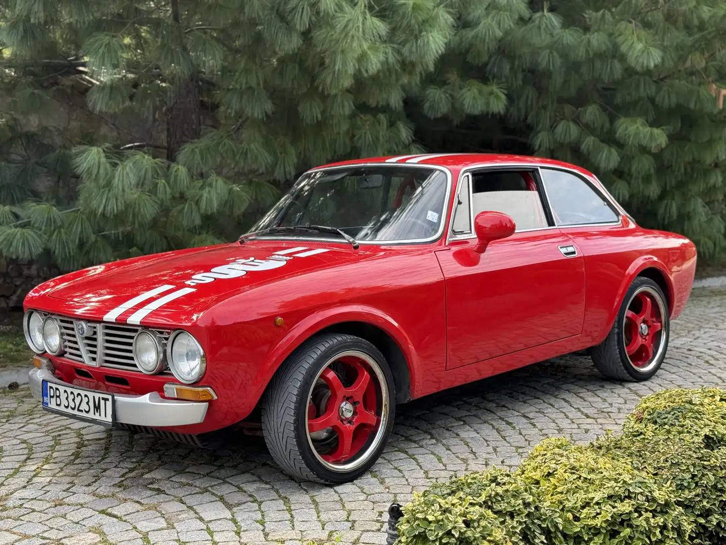 Alfa Romeo 2000 GTV Červená - 1