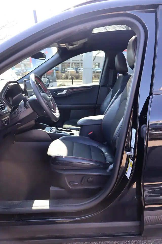 Ford Escape снимка Ford Escape
