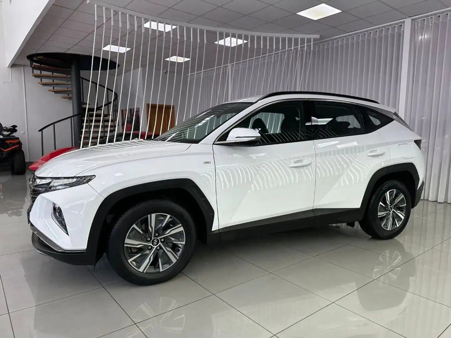 Hyundai TUCSON 1.6 TGDI Maxx 4x2 Blanco - 2