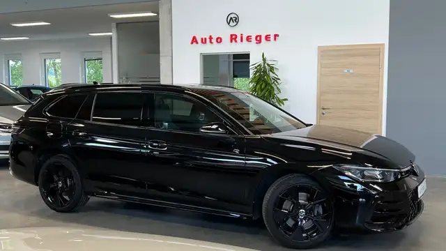 Volkswagen Passat Variant 2.0 TDI 142 kW 4Motion R-Line Head-up HarmanKardon Ansicht 17