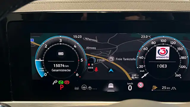 Volkswagen Passat Variant 2.0 TDI 142 kW 4Motion R-Line Head-up HarmanKardon Ansicht 10