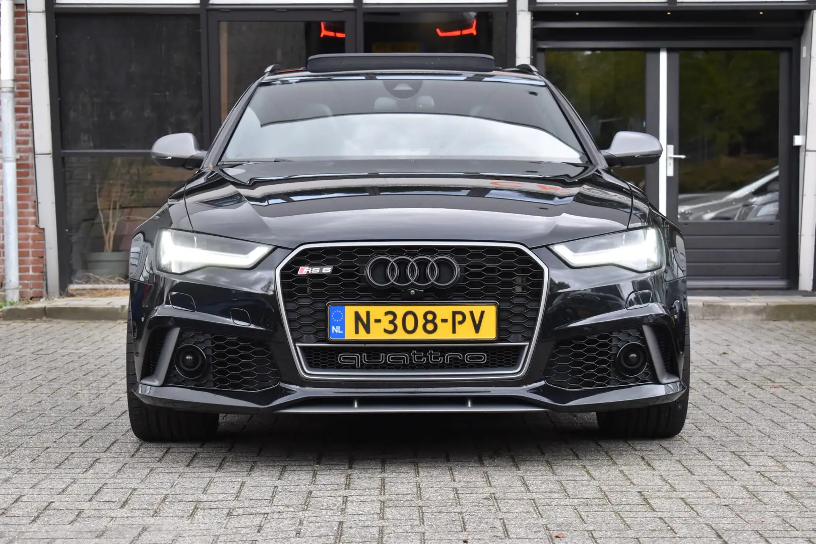 Audi RS6 A6 Avant 4.0 TFSI quattro performance Pano Camera Zwart - 2