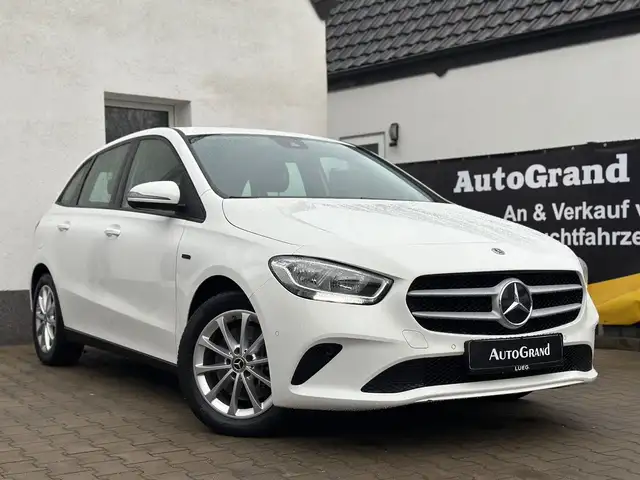 Mercedes-Benz B 250 e*1HAND*Navi*LED*TeilLeder*Dig.Tacho*
